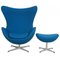 Chaise Egg avec Ottomane en Tissu Bleu par Arne Jacobsen, Set de 2 1