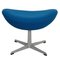 Chaise Egg avec Ottomane en Tissu Bleu par Arne Jacobsen, Set de 2 14