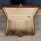 Antiker Koffer aus Rindsleder, 20. Jh. von Louis Vuitton, Frankreich, 1920er 19