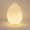 Italienische Vintage Egg Tischlampe aus mattweißem Muranoglas 2