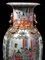 Vase Balustre en Porcelaine de la Famille Rose, Chine, Début du 20ème Siècle 2