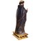 Antike religiöse Skulptur eines Heiligen mit polychromen Überresten und Rohrstockkreuz, Spanien, 19. Jh. 5