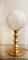 Lámpara de latón con esfera blanca, Imagen 3