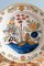 Piatto floreale policromo dell'inizio del XIX secolo di Delftware, Immagine 2