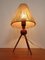 Lámpara de mesa trípode Mid-Century de teca y sisal, Dinamarca, años 50, Imagen 5