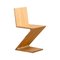 Sedia Zig Zag in frassino di Gerrit Thomas Rietveld, anni 2010, Immagine 1