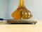 Große Buffet Tischlampe aus bernsteinfarbenem Acrylglas im Regency Stil mit braunem Trommellampenschirm, 1970er 8