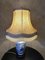Lámpara de mesa china grande de porcelana, años 50, Imagen 3