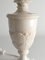 Lampada da tavolo neoclassica in alabastro fiorentino bianco con foglia in rilievo, Italia, Immagine 16