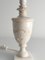 Lampada da tavolo neoclassica in alabastro fiorentino bianco con foglia in rilievo, Italia, Immagine 15
