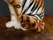 Escultura de tigre de cerámica pintada a mano, años 70, Imagen 3