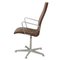 Chaise Middle Oxford en Tissu Alcantara Gris de Arne Jacobsen 4