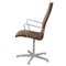 Mittlerer Oxford Stuhl aus grauem Alcantara Stoff von Arne Jacobsen 4