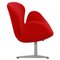 Divano Swan in tessuto rosso di Arne Jacobsen, Immagine 2