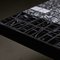 Tavolino da caffè su struttura piatta in metallo nero con ripiano in mosaico bianco e nero, anni '80, Immagine 5