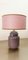 Keramiklampe mit lila Lampenschirm 5