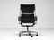 Sedia da scrivania esecutiva EA119 in pelle nera di Charles & Ray Eames per Herman Miller, 2007, Immagine 8