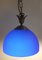 Lámpara de techo vintage con pantalla de vidrio en forma de cúpula azul con soporte de latón, años 80, Imagen 5