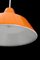 Lámpara colgante Arbejdspendel esmaltada en naranja de Louis Poulsen, años 70, Imagen 3