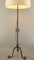 Lámpara de pie grande de hierro forjado, Francia, años 30, Imagen 6