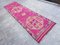 Tapis Oushak Rose Fuchsia, 1960s 7