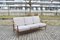 Mid-Century Sofa aus Nussholz von Knoll Antimott, 1960er 3