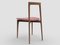 Moderner Linea 615 Grauer Stuhl aus bordeauxrotem Leder und Holz von Collector Studio 3