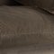 Divano a due posti in tessuto grigio marrone di Cassina Maralunga, Immagine 4