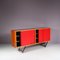 Credenza con ante scorrevoli in legno rosso, Italia, 1950, Immagine 7