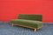 Sofá cama vintage en verde musgo, años 60, Imagen 2
