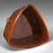 Antiker englischer dreieckiger Kamineimer aus Nussholz & Messing 7