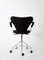 Vintage Series 7 Number 3217 Chair by Arne Jacobsen for Fritz Hansen, Image 5