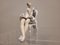 Bailarina de porcelana sentada en una silla Lladró, España, años 60, Imagen 14