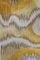 Scultura tessile con effetto onda e rilievo con pieghe monocromatiche gialle, Immagine 3