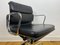 Chaise Soft Pad EA217 en Cuir Noir (Nero) par Charles & Ray Eames pour Vitra 2