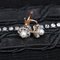 Französische Ohrringe aus 18 Karat Roségold mit feinen Perlen & Diamanten, 1890er, 2 . Set 13