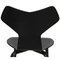 Chaise Grandprix en Frêne Laqué Noir avec Pieds en Bois par Arne Jacobsen 5