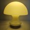 Italienische Mushroom Tischlampe aus Opalglas mit Messing, 1970er 4