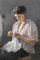 Alphonse Jules Debaene, Ritratto di donna che cuce, Olio su tela, Inizio XX secolo, Con cornice, Immagine 3