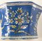 Antike französische Majolika-Wandtasche aus Fayence in Blau mit Blumenmuster 8