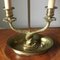 Antike neoklassizistische Double Dolphin Messing Bouillotte Lampe mit Tole Schirm 3