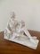 Neoklassizistischer italienischer liegender Mann aus weißem Porzellan mit Füllhorn-Skulptur 6