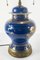 Chinesische Chinoiserie Glas Tischlampe in Puderblau & Vergoldetem Ingwer 4