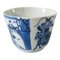 Coppa da vino blu e bianco, Cina, XVIII secolo con guerrieri, Immagine 1