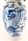 Chinesische Chinoiserie, 19. Jh., Bodenvase in Blau und Weiß mit Foo Dog 7