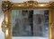 Espejo francés antiguo estilo Luis XV con marco dorado rococó, Imagen 2