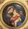 Placa de porcelana Perlin pintada de principios del siglo XX atribuida a Raphaels Madonna Della Sedia, Imagen 2