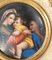 Plaque En Porcelaine Peinte Perlin Début 20e Siècle Attribuée à Raphaels Madonna Della Sedia 4