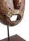 Antike Mbaka Leopard Maske auf Ständer 8