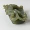 Dragón de jade de nefrita verde tallado chino del siglo XX, Imagen 3